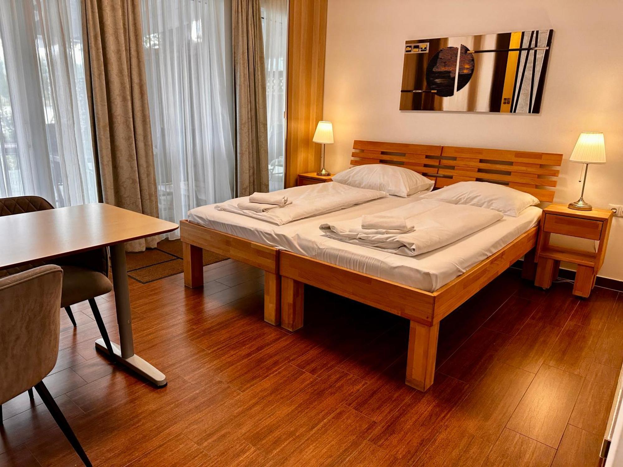 Ajo Apartments - Alte Donau Waterfront - Self-Check-In Viena Exterior foto