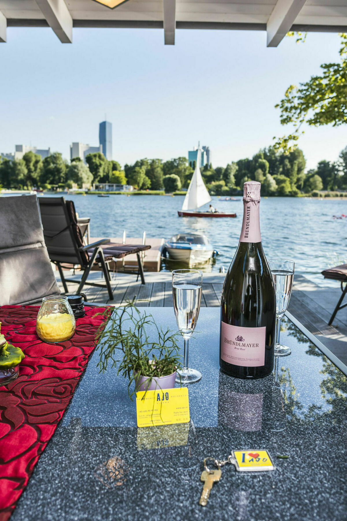 Ajo Apartments - Alte Donau Waterfront - Self-Check-In Viena Exterior foto