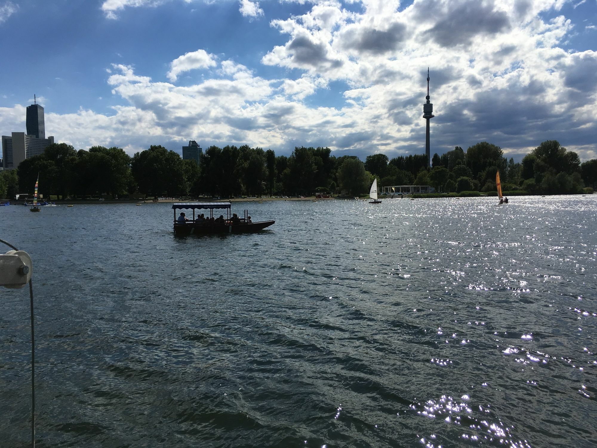 Ajo Apartments - Alte Donau Waterfront - Self-Check-In Viena Exterior foto